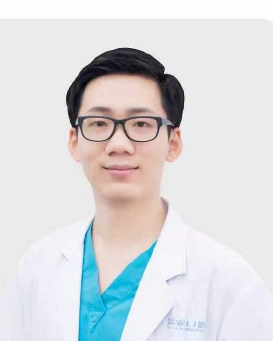 葛启鹏 牙体牙髓 · 修复 医师