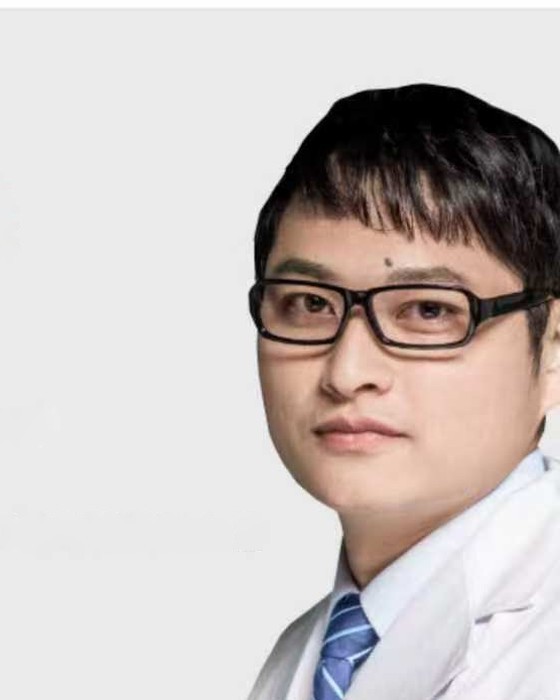 蒋俊杰 正畸专科 医师