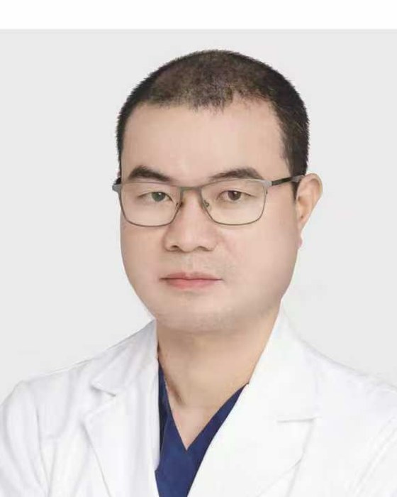 宁义志 正畸 · 种植 医师